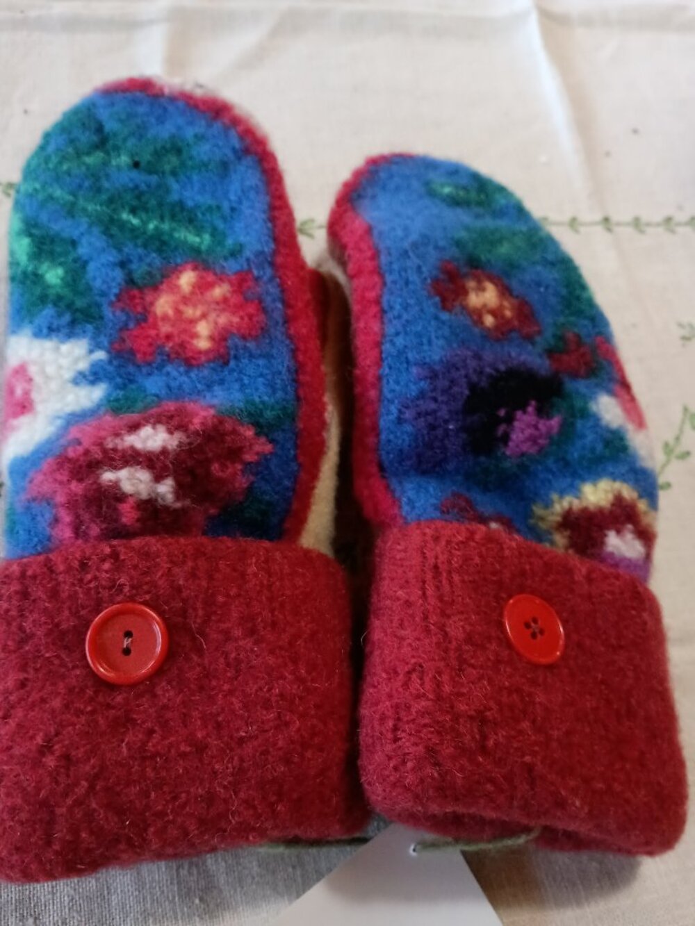 Wool mittens Handcrafted in Vermont